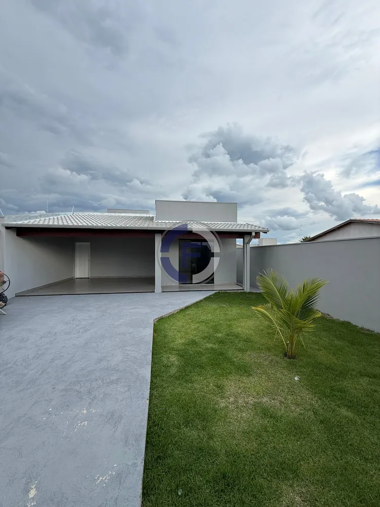 Casa, 3 quartos, 250 m² - Foto 1