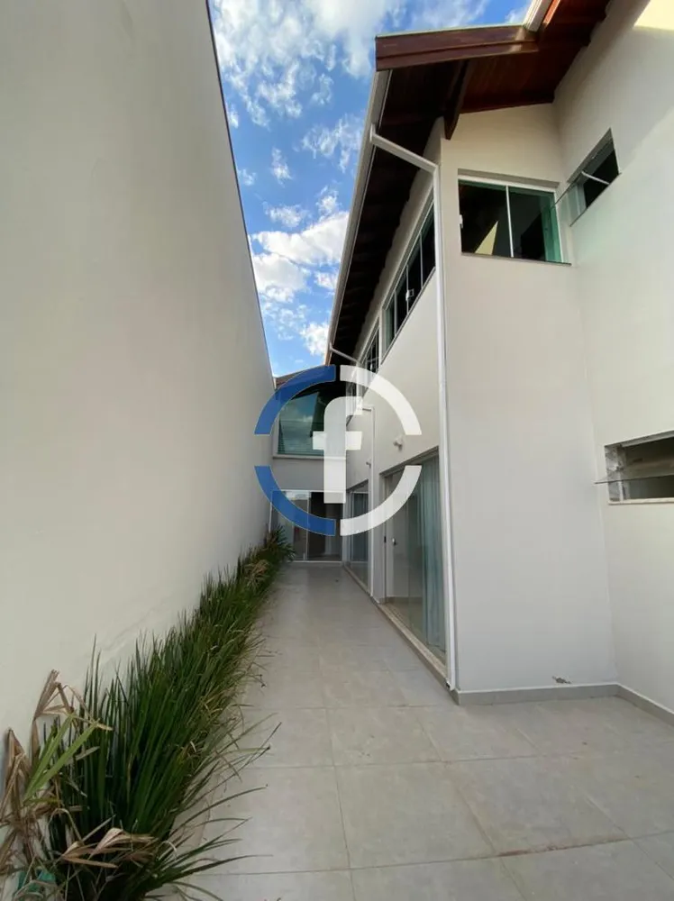 Sobrado, 3 quartos, 300 m² - Foto 2