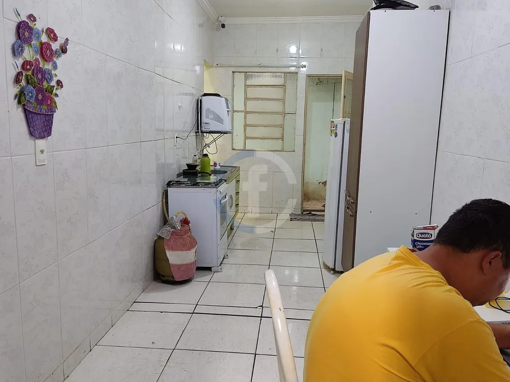 Casa, 2 quartos, 240 m² - Foto 7
