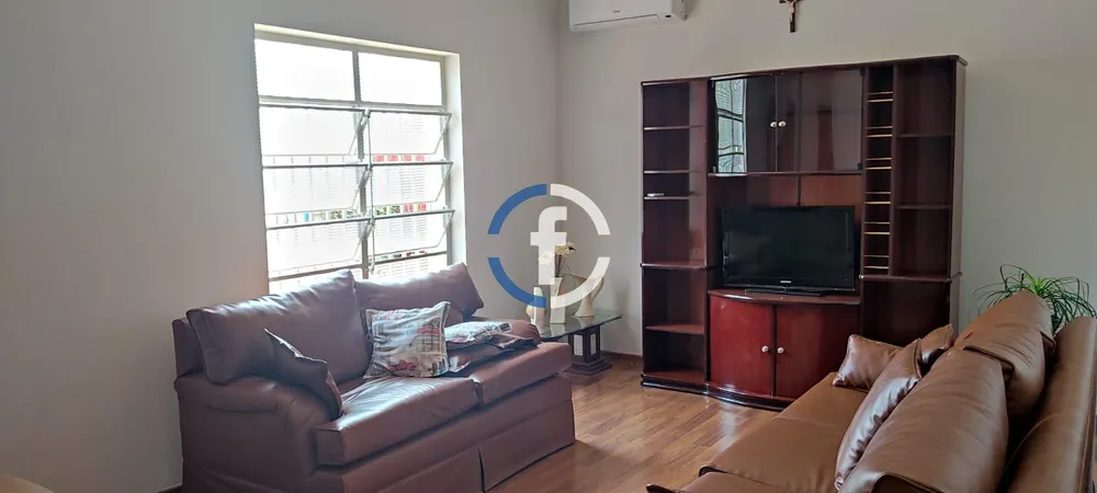Casa, 2 quartos, 360 m² - Foto 1