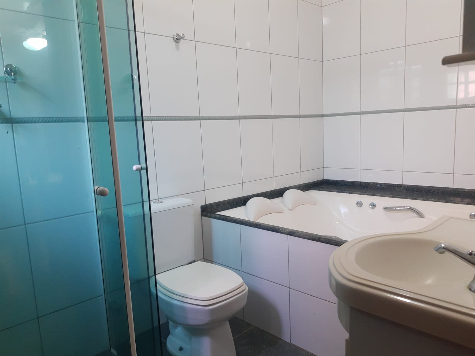 Chácara à venda com 4 quartos, 350m² - Foto 12