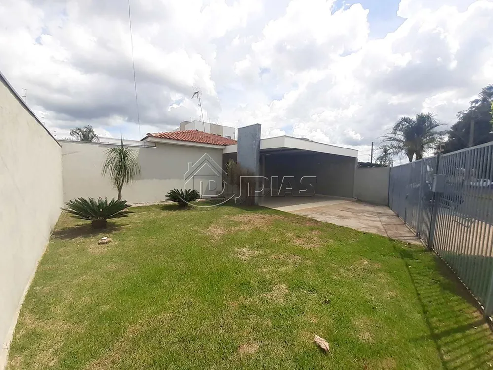 Casa, 3 quartos, 166 m² - Foto 2