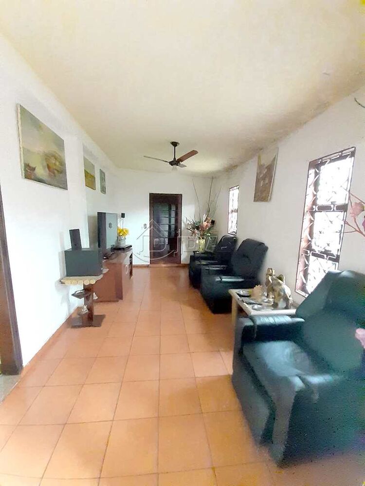 Casa, 5 quartos, 221 m² - Foto 3