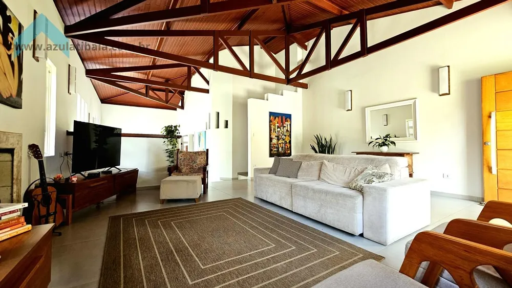 Chácara, 3 quartos, 577 m² - Foto 1