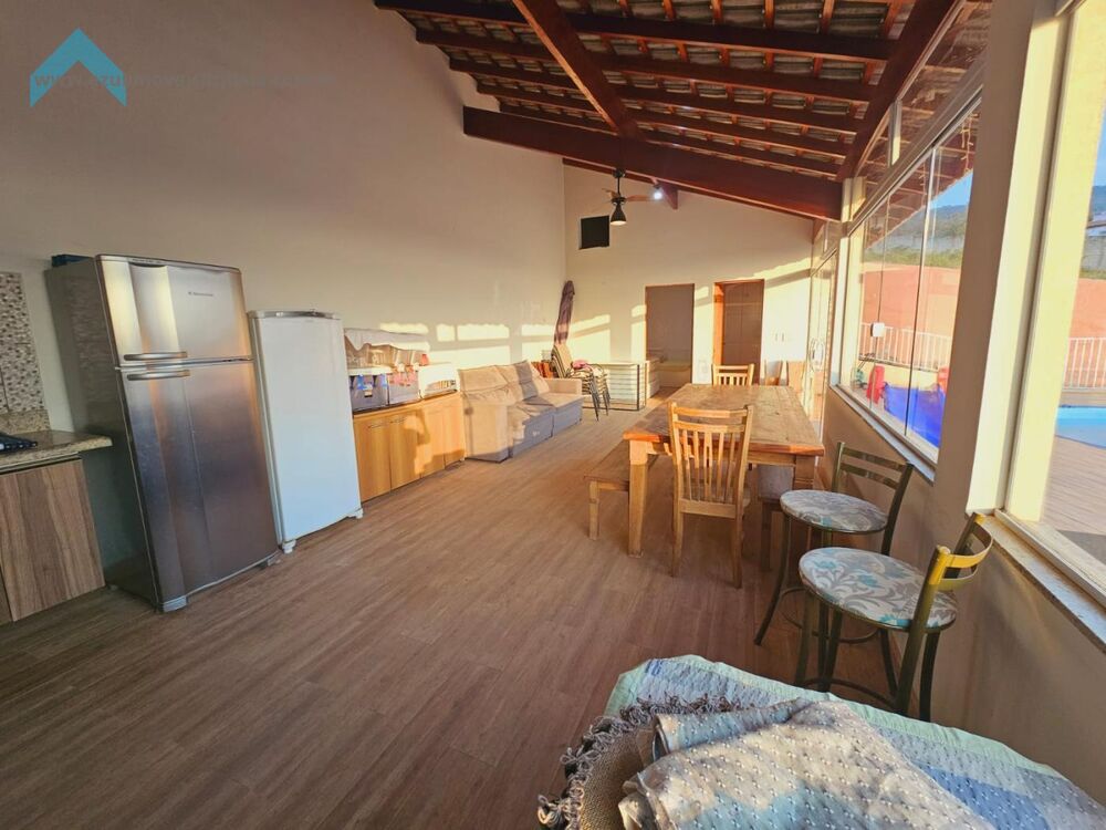 Chácara à venda com 3 quartos, 987m² - Foto 8