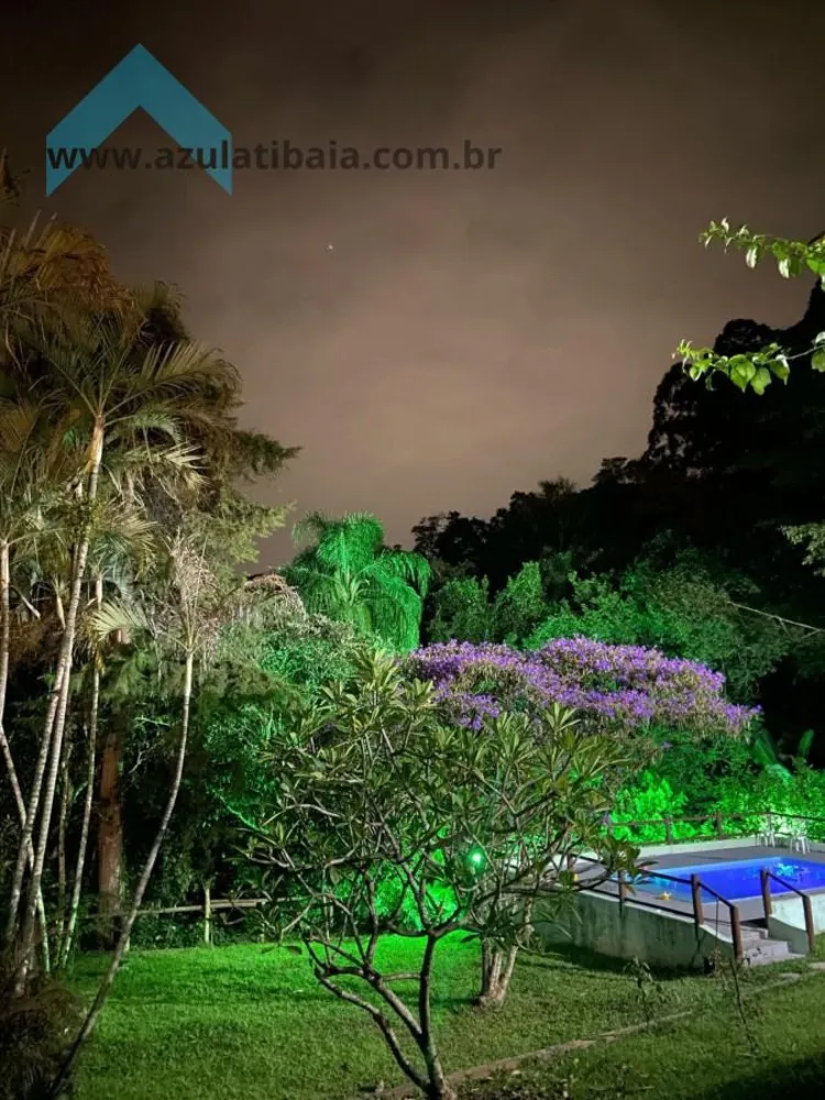 Chácara, 3 quartos, 2500 m² - Foto 1