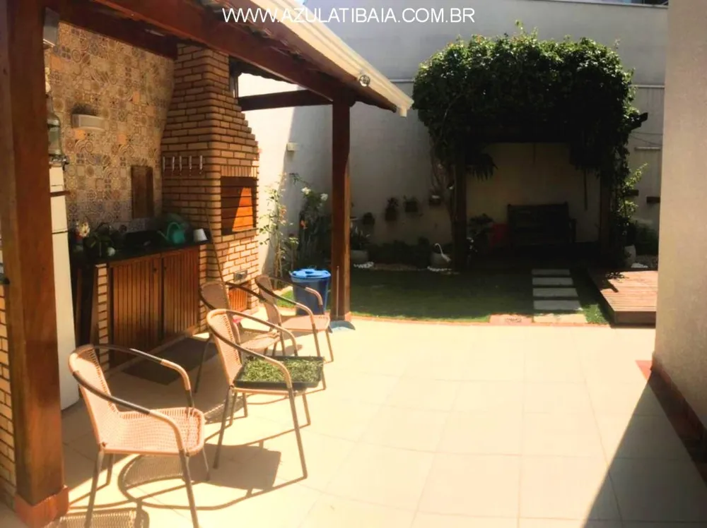 Casa, 3 quartos, 141 m² - Foto 1