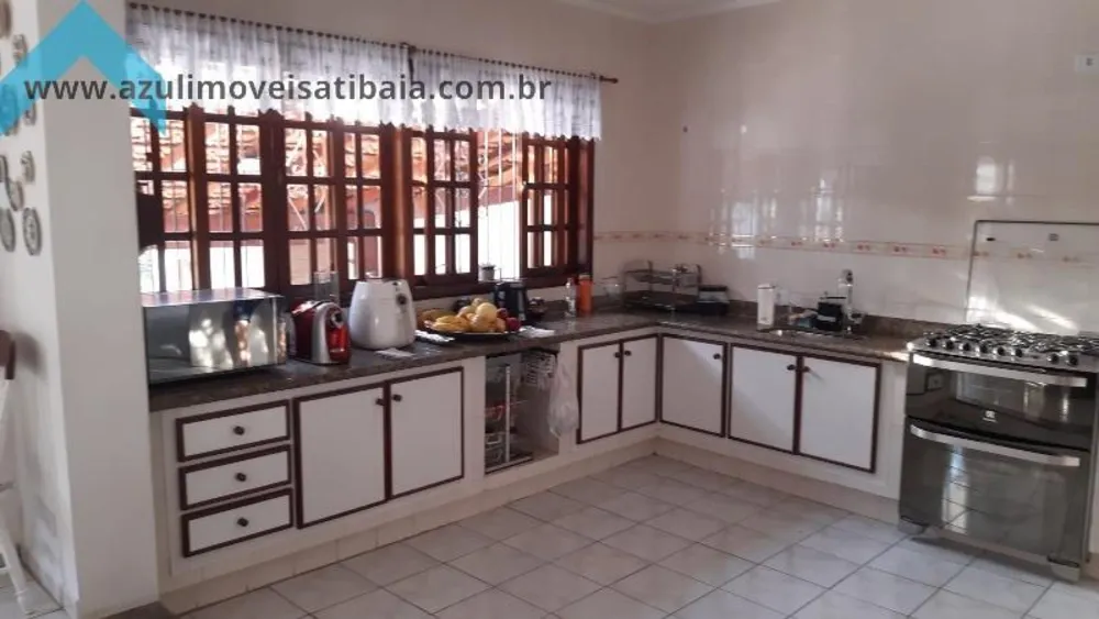 Casa, 3 quartos, 290 m² - Foto 2