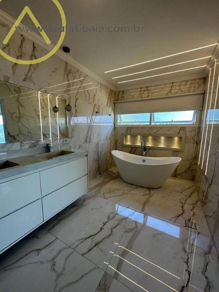 Casa de Condomínio à venda com 4 quartos, 580m² - Foto 4