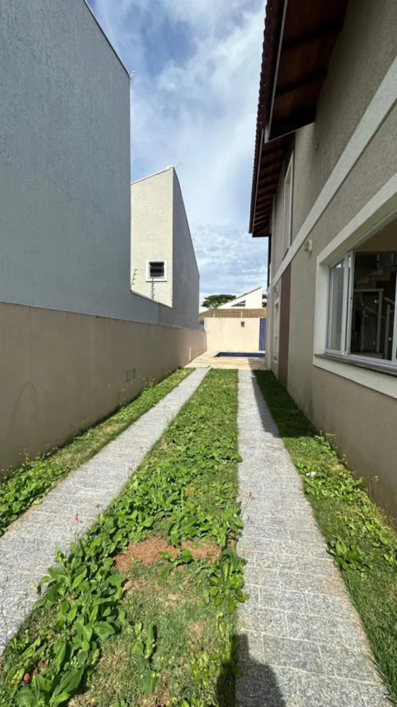 Casa, 4 quartos, 223 m² - Foto 2