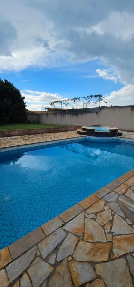Chácara, 4 quartos, 1060 m² - Foto 2