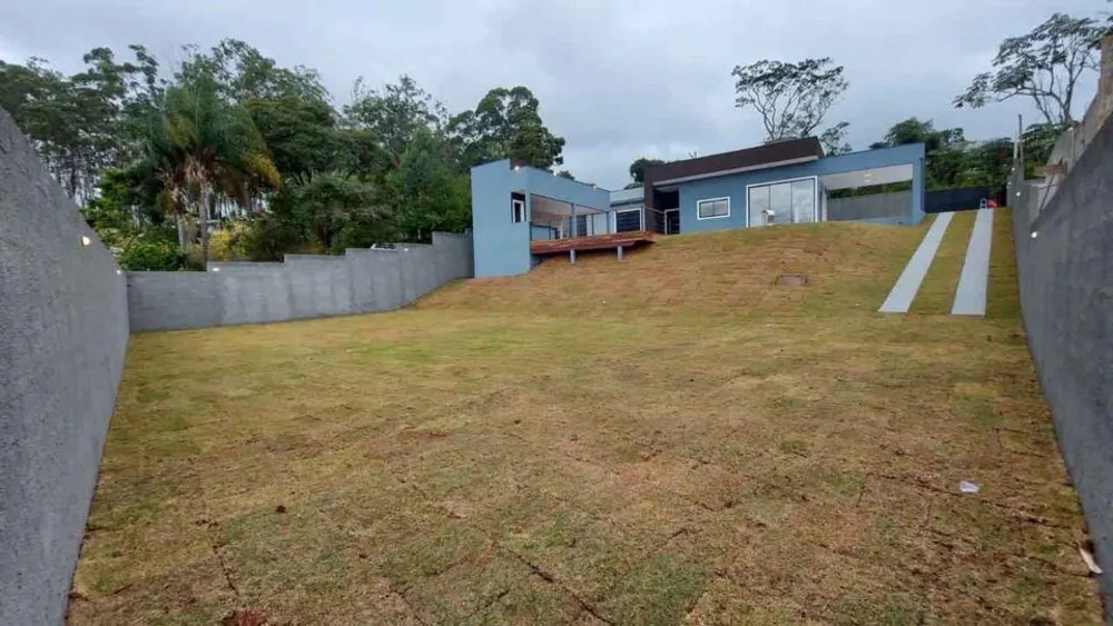 Chácara, 3 quartos, 1400 m² - Foto 1