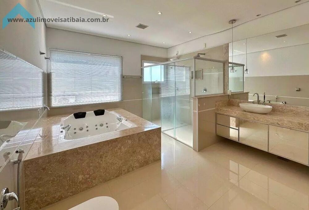 Casa de Condomínio para alugar com 4 quartos, 650m² - Foto 2