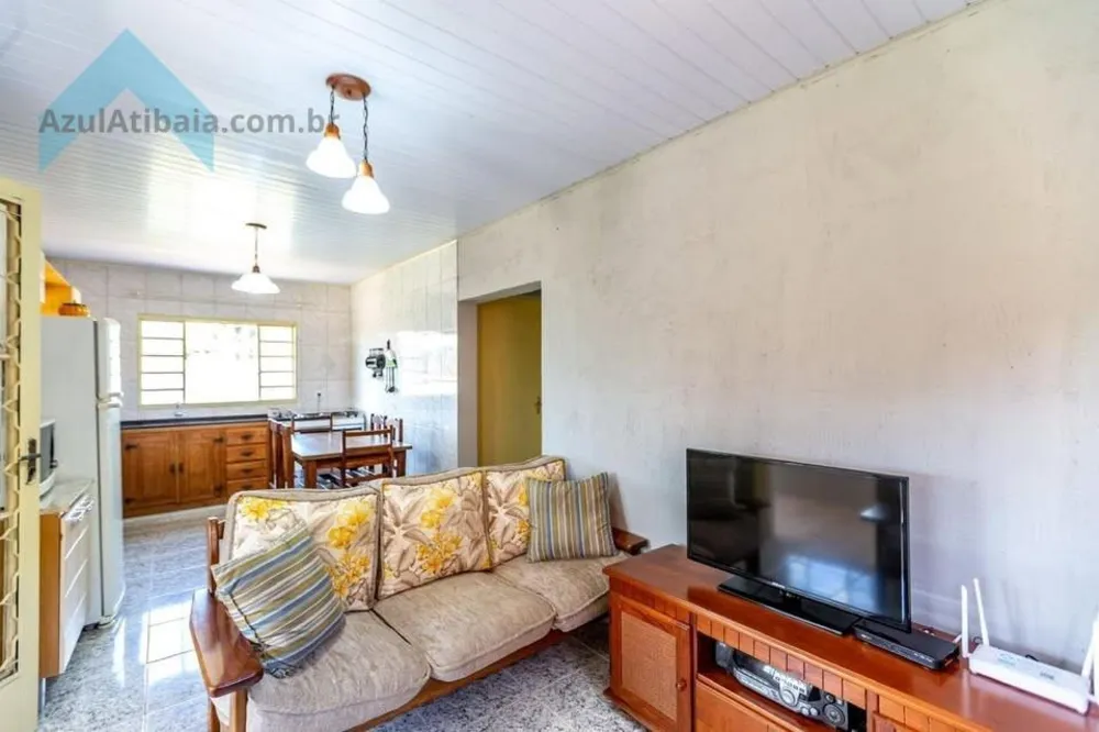 Chácara, 2 quartos, 2200 m² - Foto 1