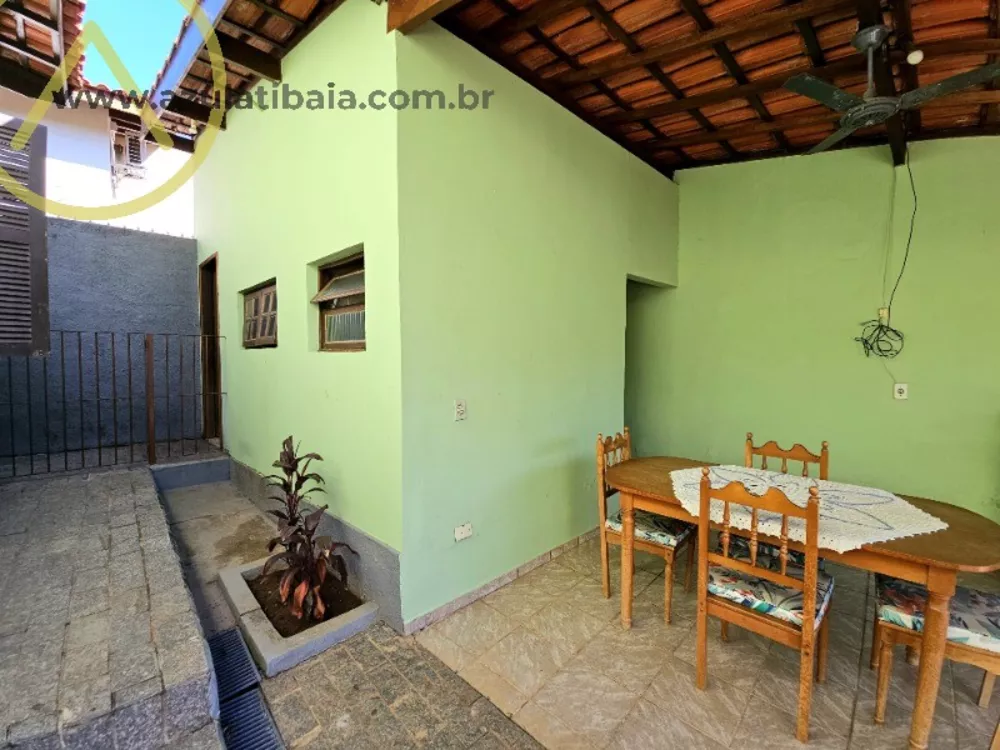 Casa à venda e aluguel com 3 quartos, 200m² - Foto 5