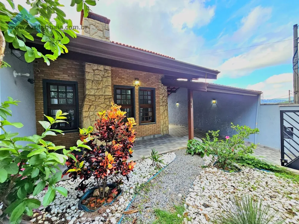 Casa, 4 quartos, 212 m² - Foto 1