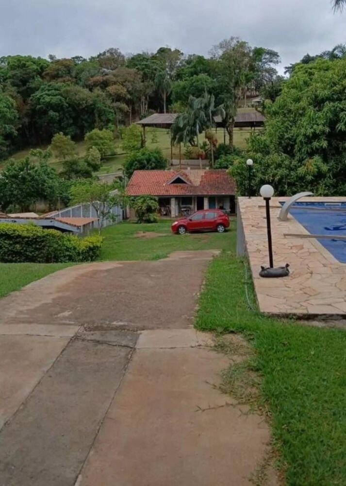 Chácara, 2 quartos, 810 m² - Foto 1