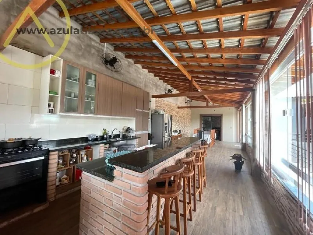 Casa, 3 quartos, 290 m² - Foto 2