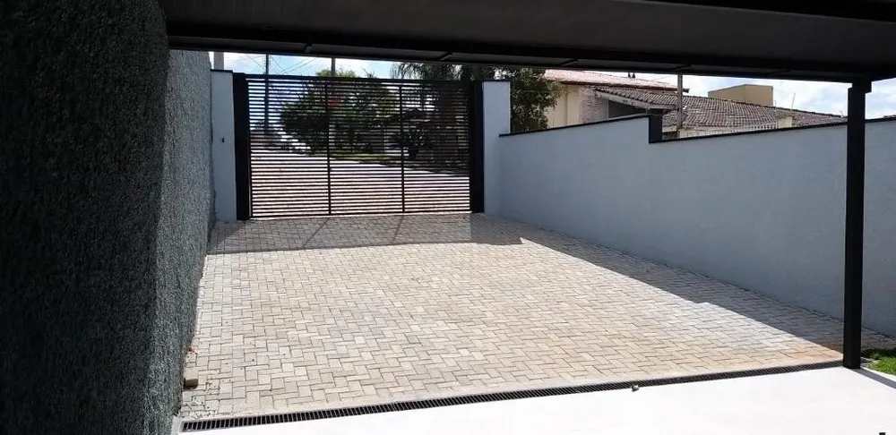 Casa, 3 quartos, 235 m² - Foto 1