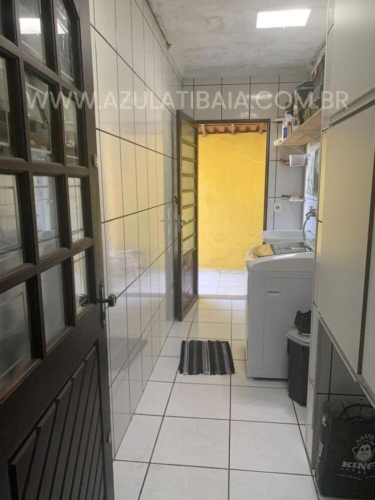 Casa à venda com 3 quartos, 95m² - Foto 1
