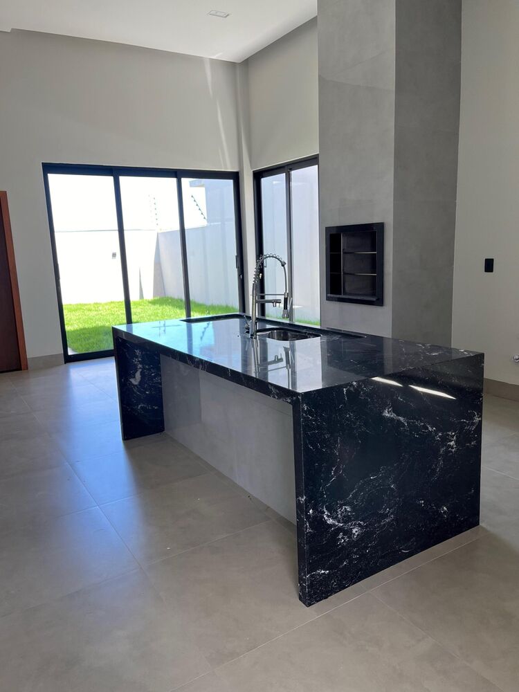 Casa à venda com 3 quartos, 146m² - Foto 4