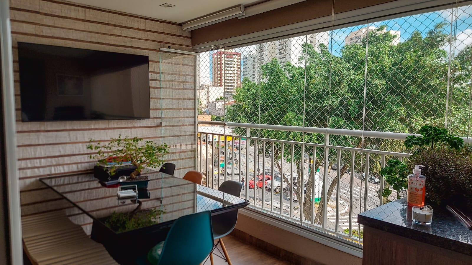 Apartamento à venda com 3 quartos, 79m² - Foto 1