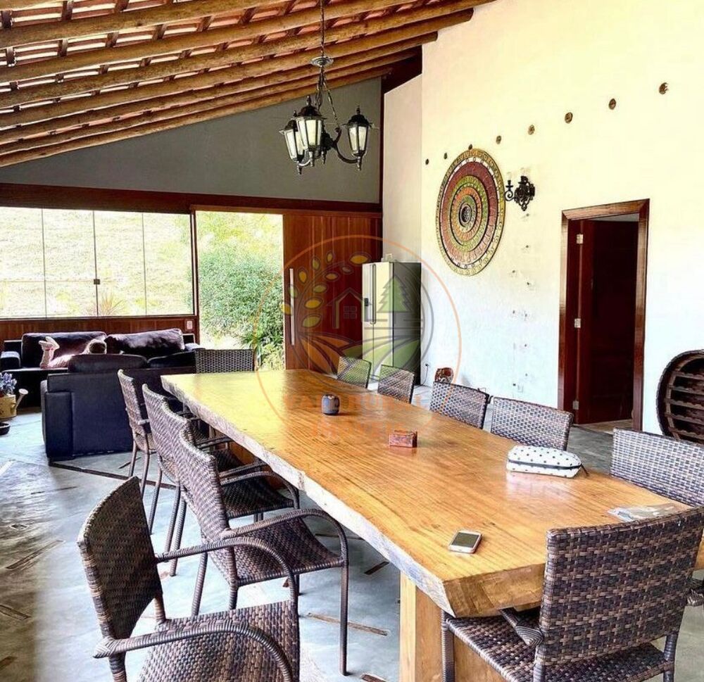 Sítio à venda com 3 quartos, 50000m² - Foto 1