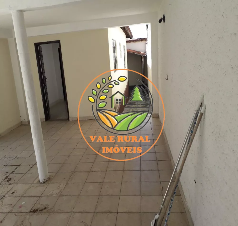 Casa à venda com 3 quartos, 300m² - Foto 3