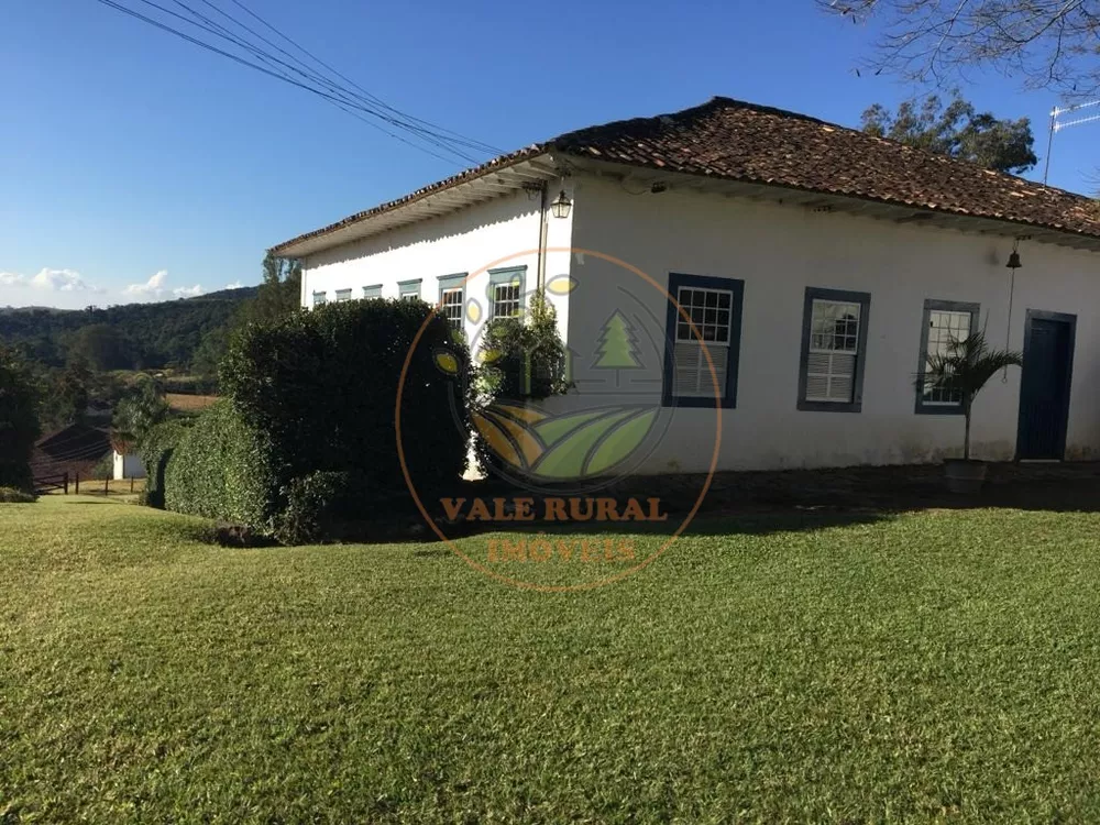 Fazenda à venda com 8 quartos, 114m² - Foto 4