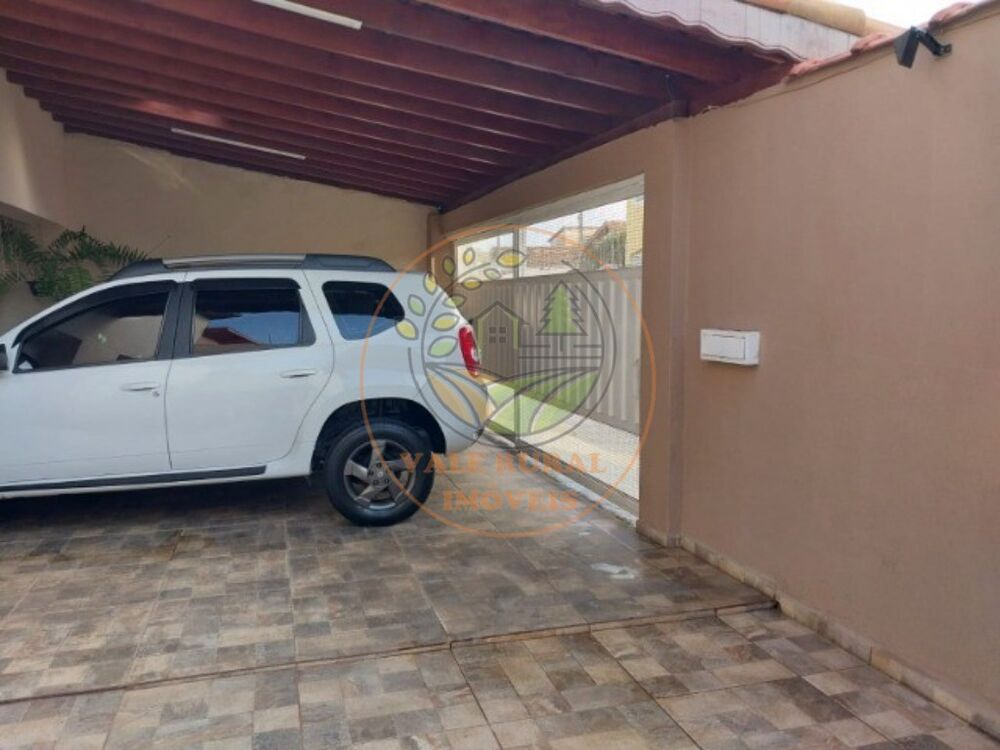 Casa à venda com 3 quartos, 200m² - Foto 4