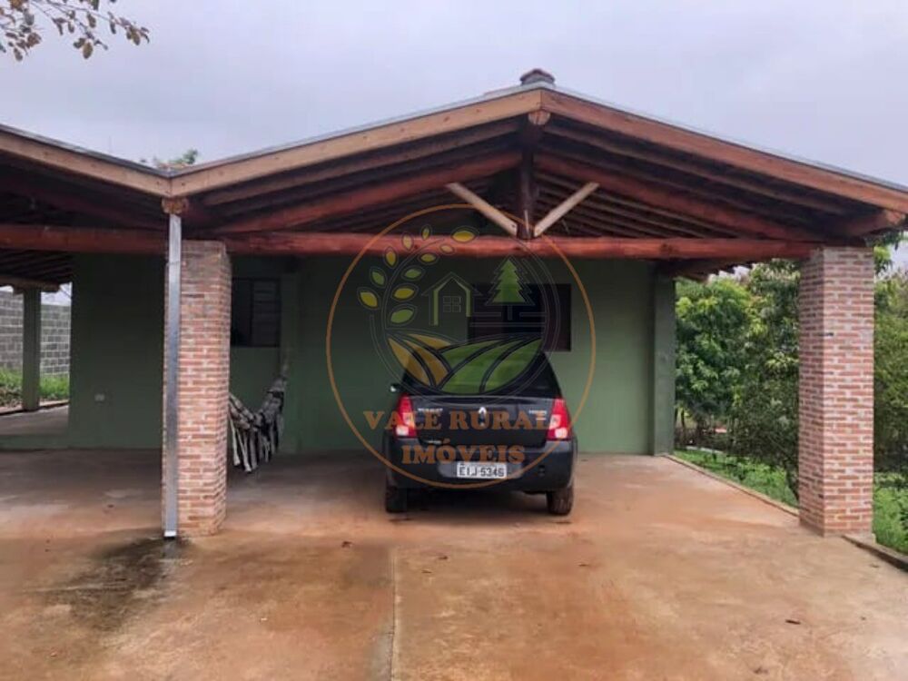 Chácara à venda com 3 quartos, 1000m² - Foto 1