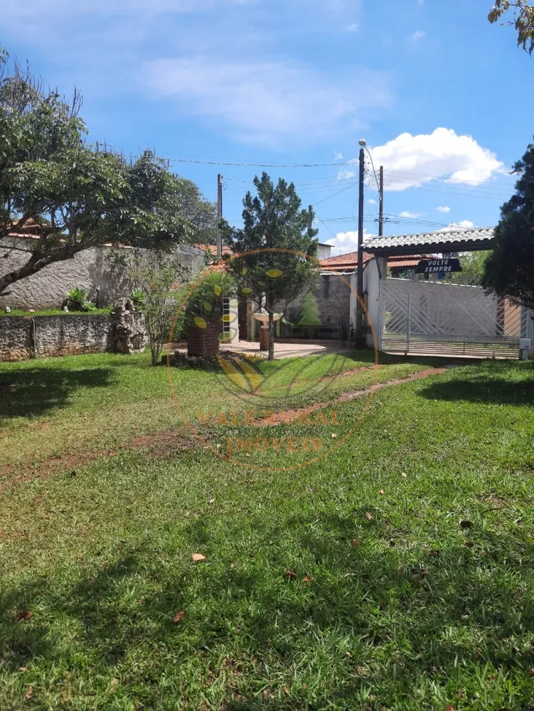 Chácara à venda com 2 quartos, 1500m² - Foto 3