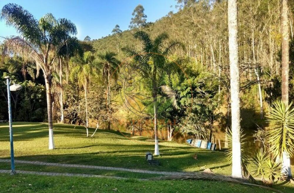 Sítio à venda com 4 quartos, 72600m² - Foto 1
