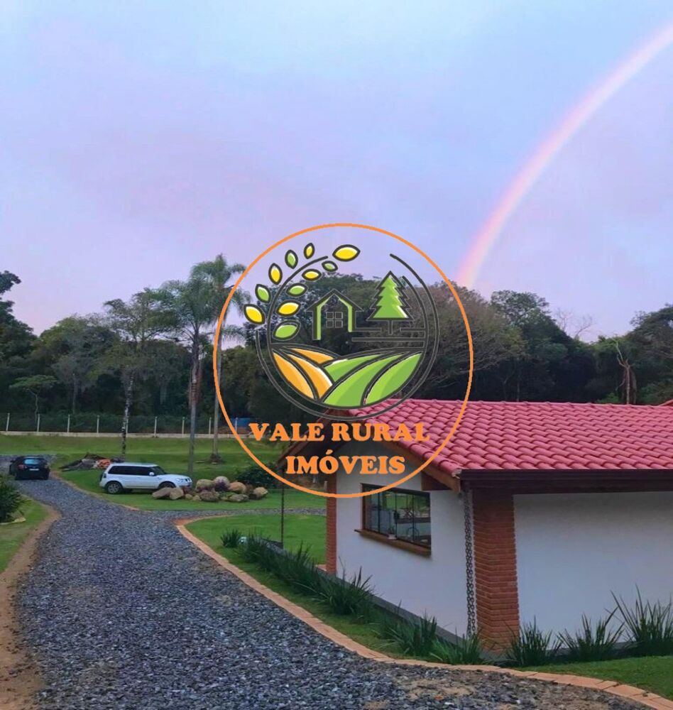 Chácara à venda com 3 quartos, 2730m² - Foto 2
