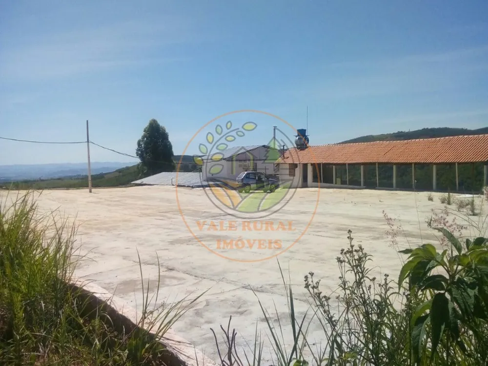 Fazenda, 2 quartos - Foto 8