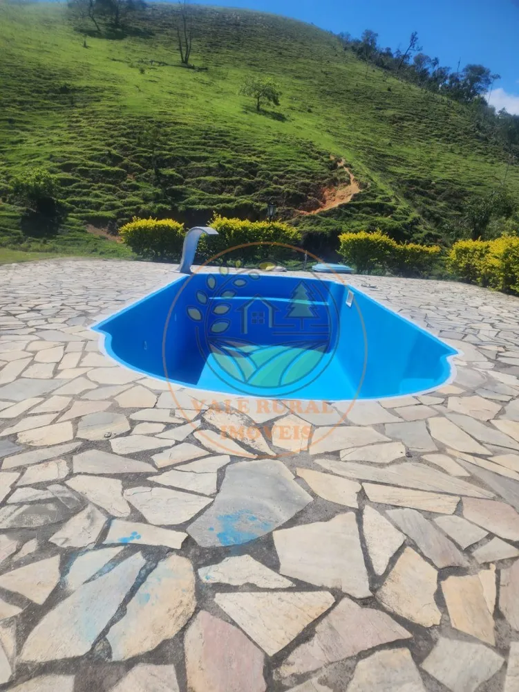 Sítio, 3 quartos, 14 m² - Foto 1