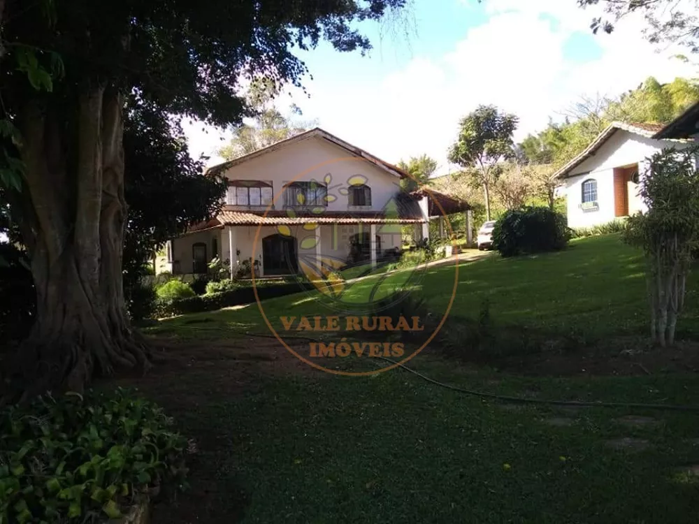 Fazenda à venda com 5 quartos, 60m² - Foto 1