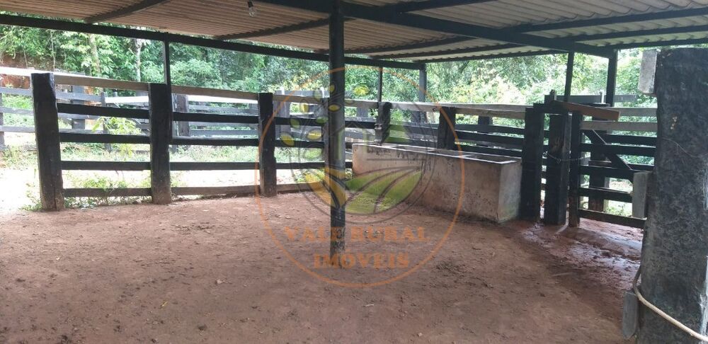 Sítio à venda com 2 quartos, 5m² - Foto 1