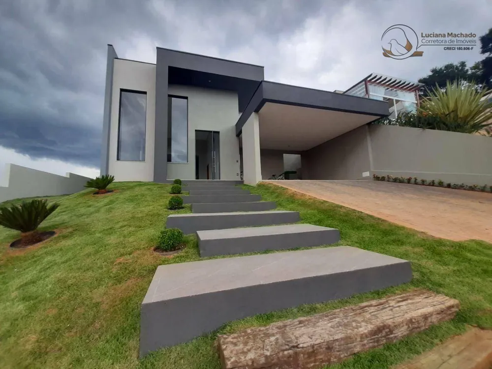 Casa, 3 quartos, 264 m² - Foto 1