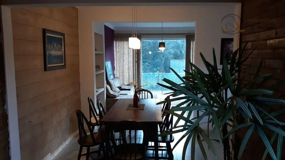 Casa, 2 quartos, 150 m² - Foto 1