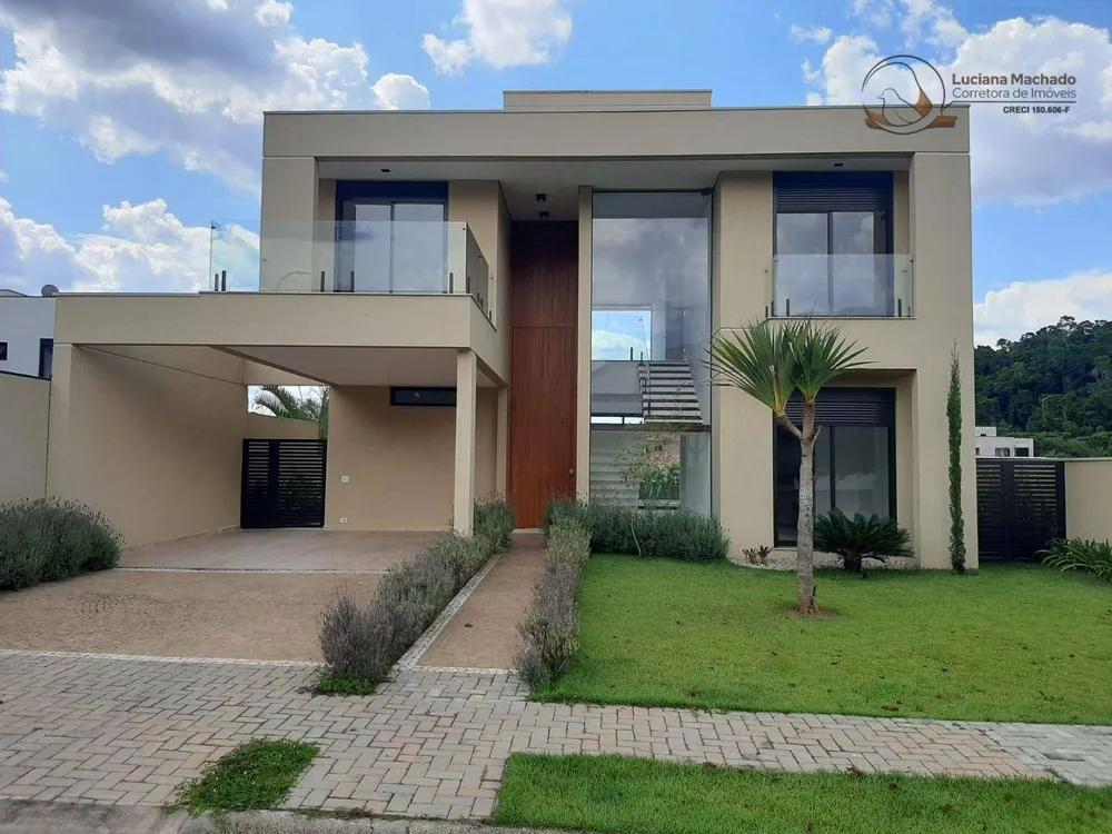 Casa, 4 quartos, 285 m² - Foto 1