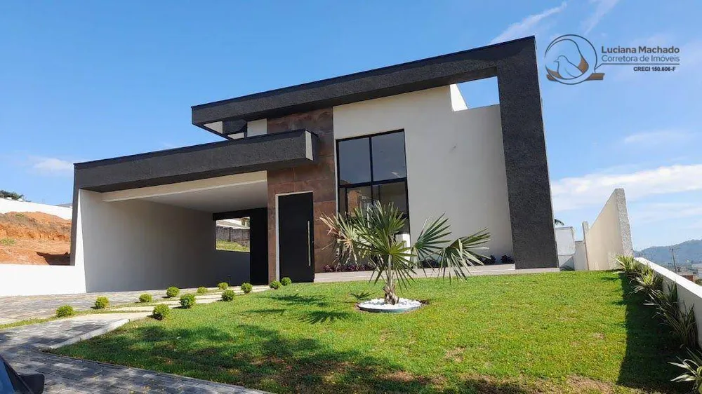 Casa, 3 quartos, 232 m² - Foto 2