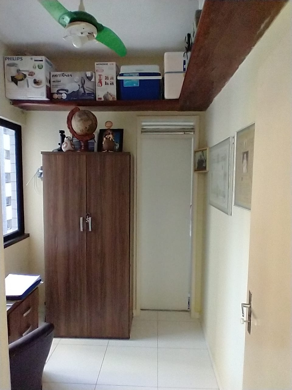 Apartamento à venda com 4 quartos, 180m² - Foto 2