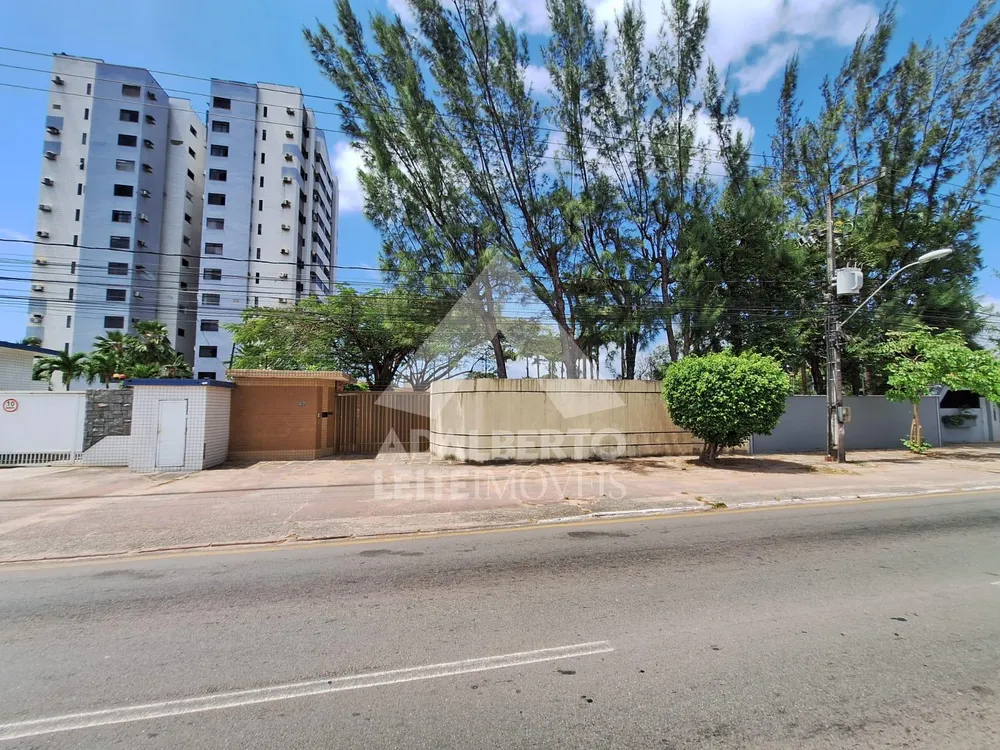Casa, 4 quartos, 2835 m² - Foto 1
