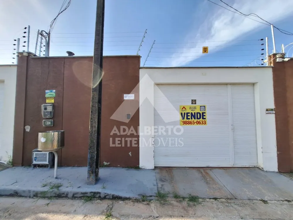 Casa, 2 quartos, 225 m² - Foto 1