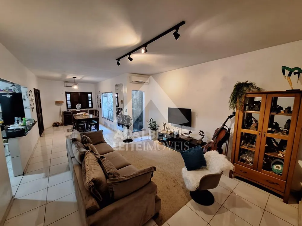 Casa, 3 quartos, 200 m² - Foto 9