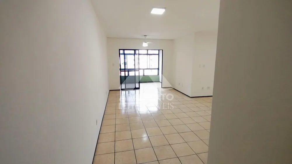 Apartamento, 3 quartos, 128 m² - Foto 1