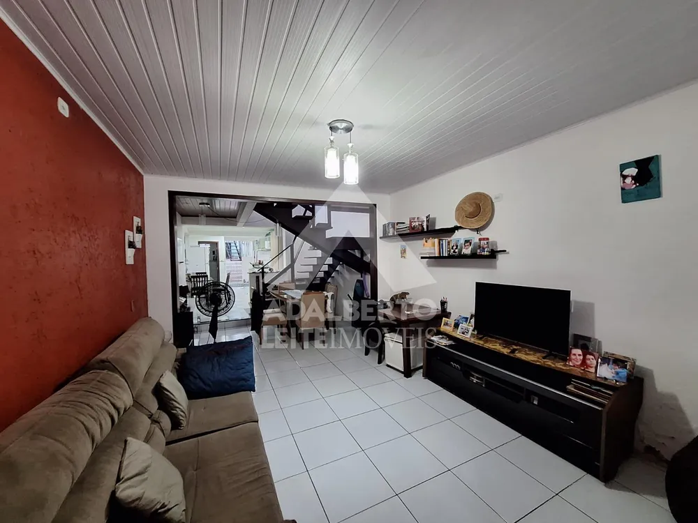 Casa, 3 quartos, 192 m² - Foto 3