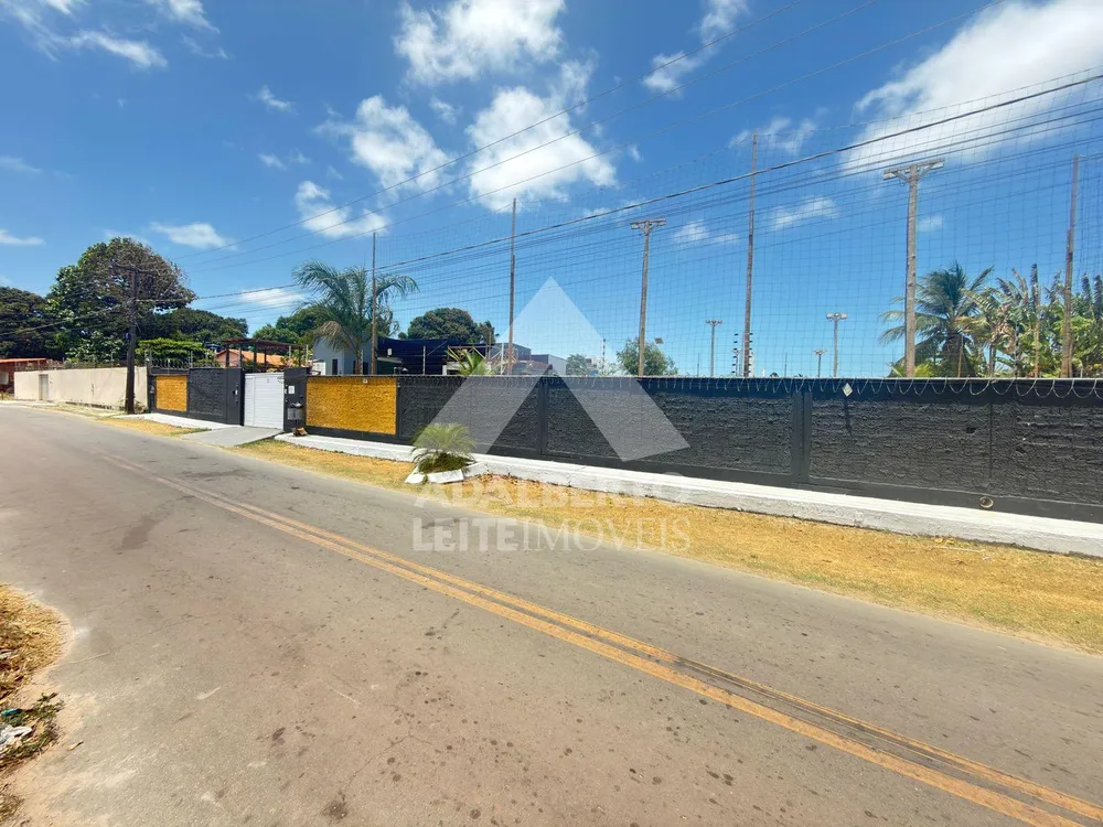 Chácara, 6 quartos, 2400 m² - Foto 1