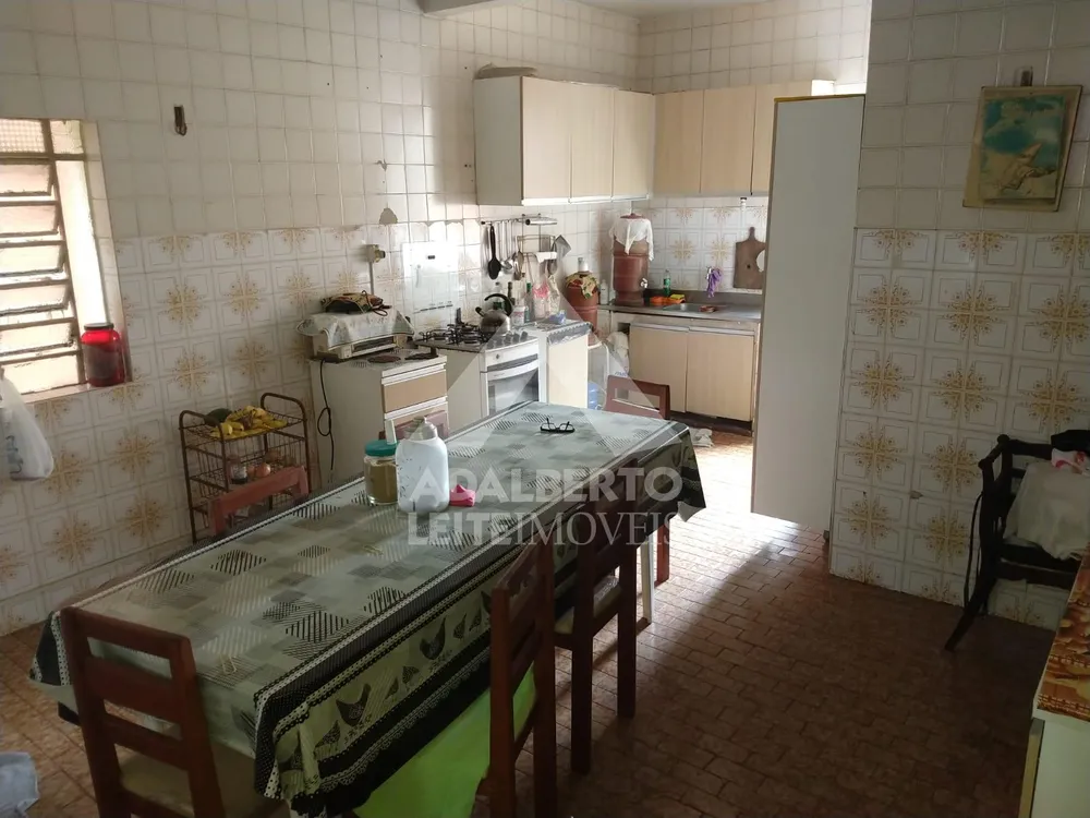 Casa, 5 quartos, 251 m² - Foto 6